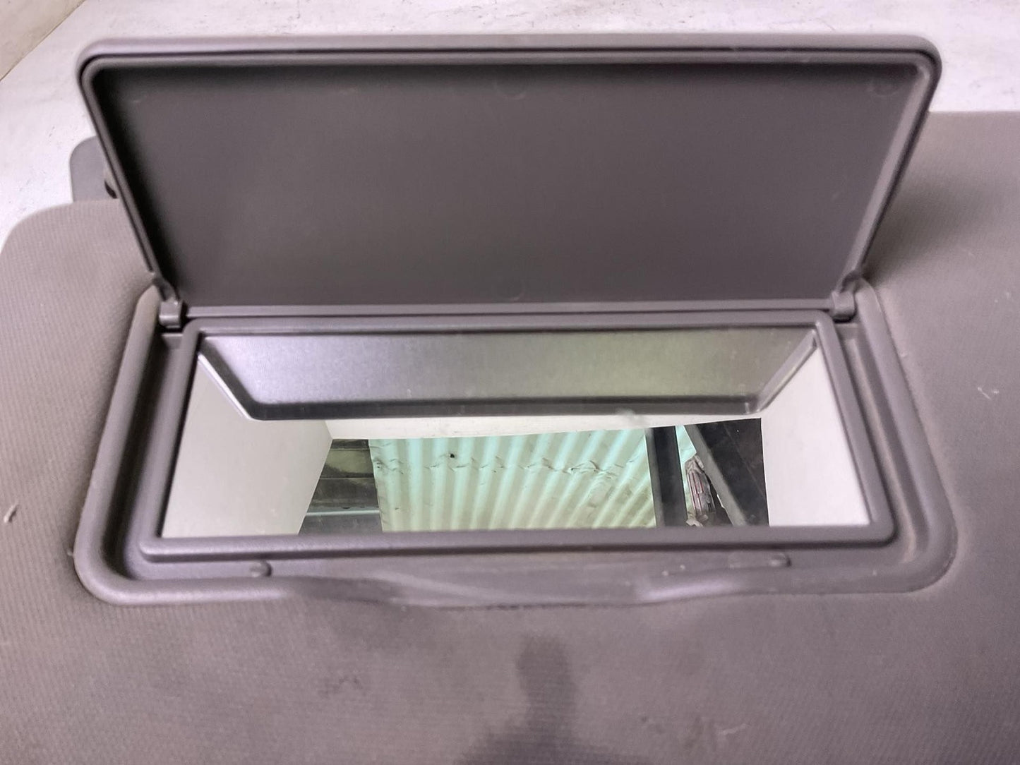 Sun Visor FORD PICKUP F150 Left 18 19 201