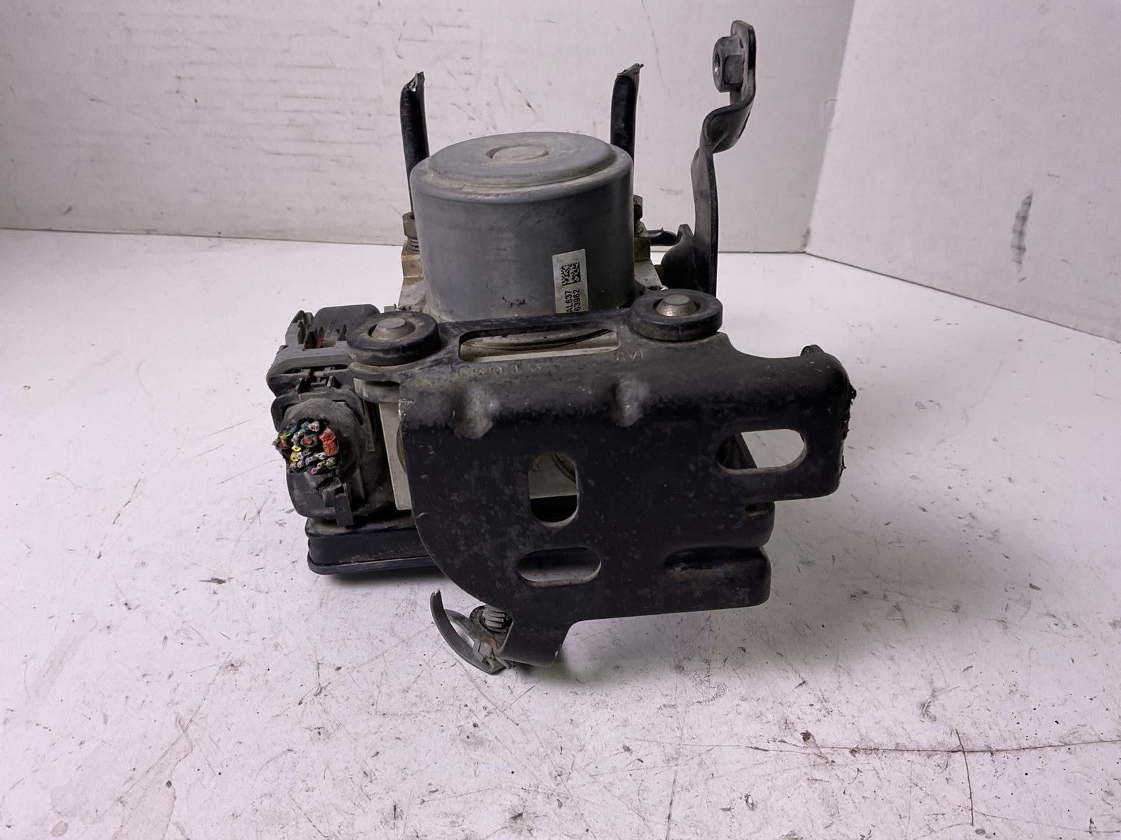 Anti-lock Brake Parts GMC SIERRA 1500 14 15 160