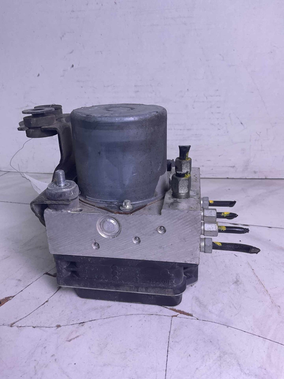 Anti-lock Brake Parts INFINITI G37 09 102