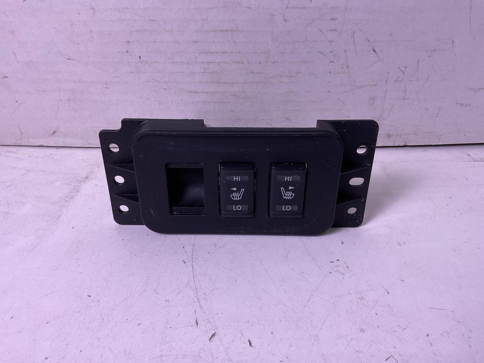 Seat Warmer Switch NISSAN SENTRA 170