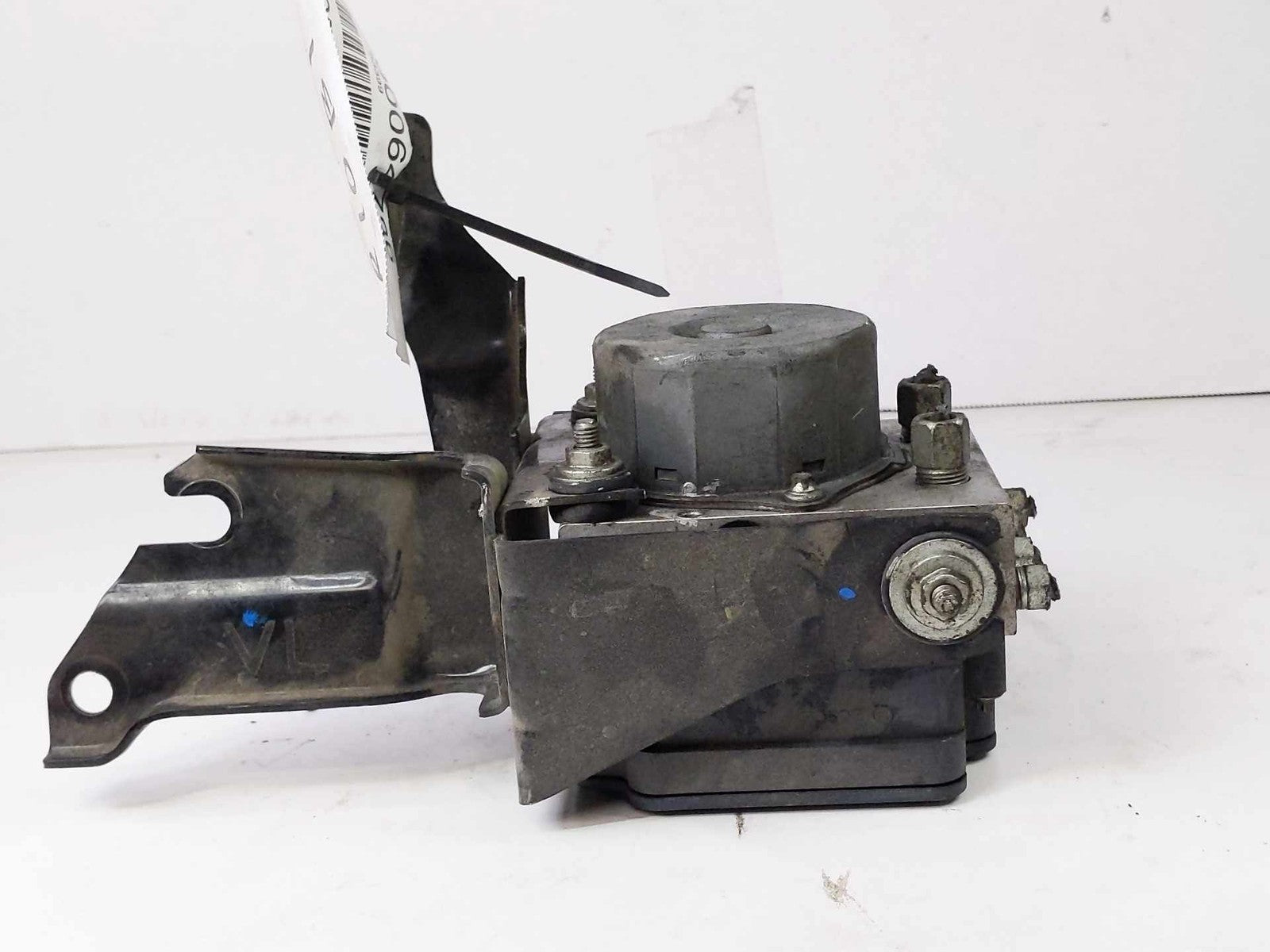 Anti-lock Brake Parts NISSAN VERSA 15 16 17 18 192