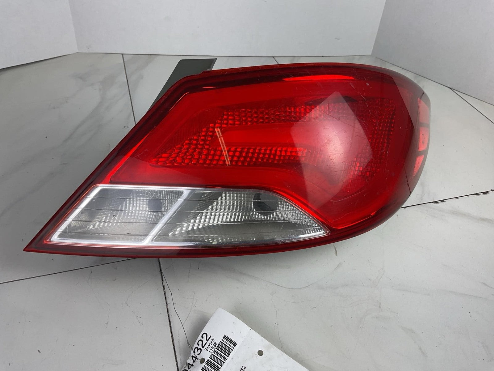Tail Light Assembly HYUNDAI ACCENT Right 15 16 170