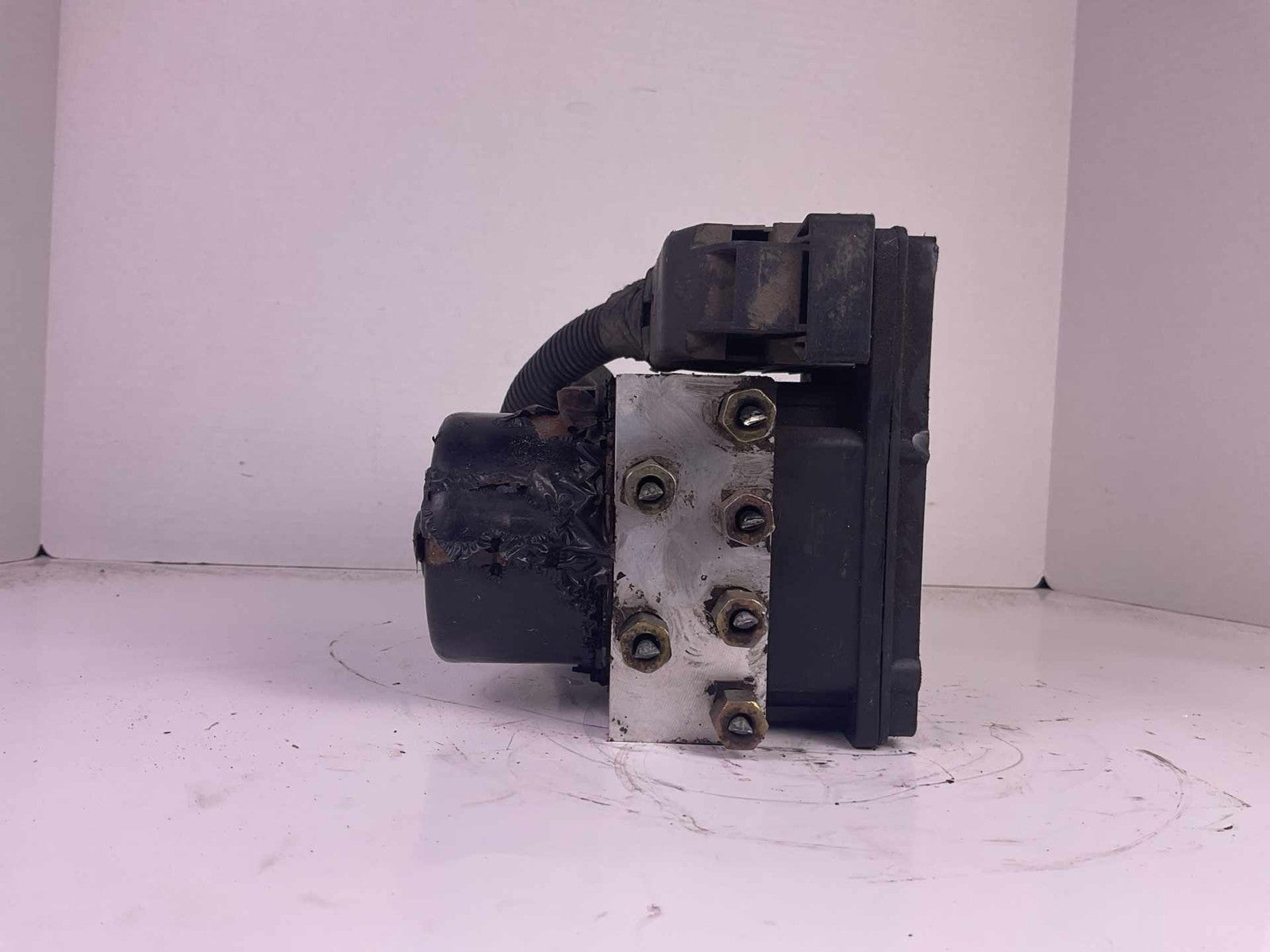 Anti-Lock Brake Pump Module Control Assembly For 2005-2007 CHRYSLER 3001