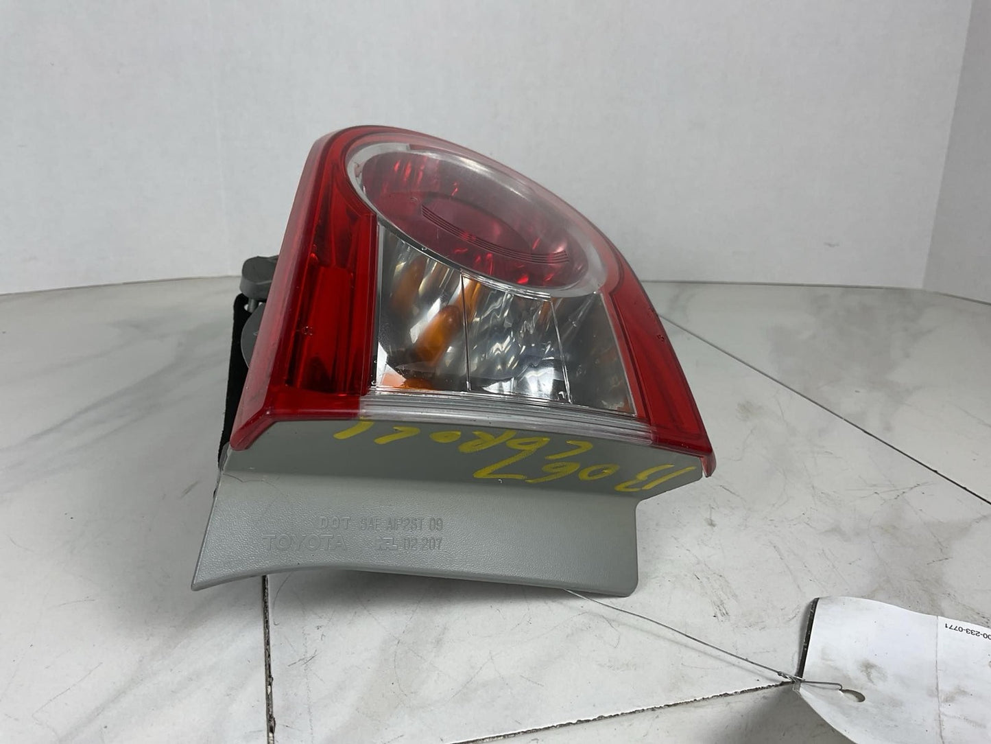 Tail Light Assembly TOYOTA COROLLA Left 11 12 135