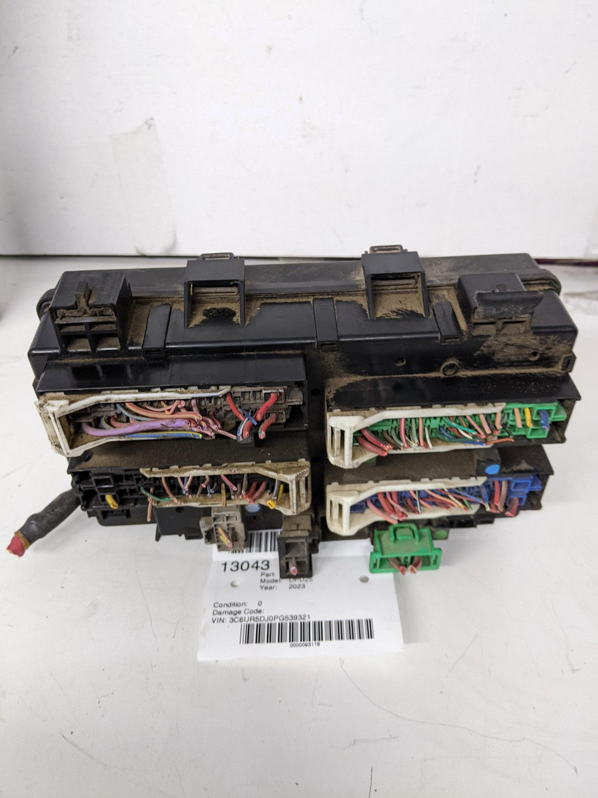 Engine Fuse Box DODGE PICKUP 2500 232