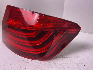 Tail Light Assembly BMW 528I Right 14 15 161