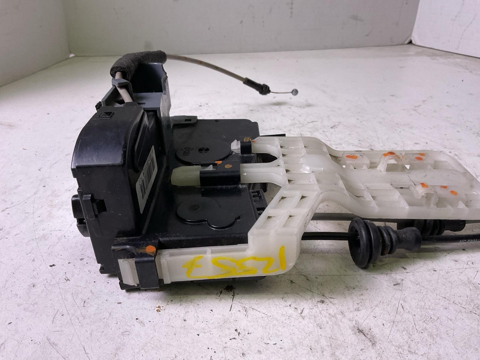 Front Door Latch HYUNDAI SONATA Right 11 12 13 14 154