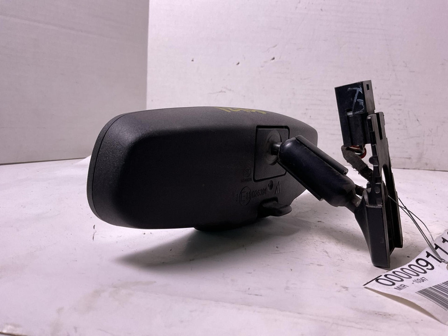 Rear View Mirror CHEVY CAMARO 10 11 122