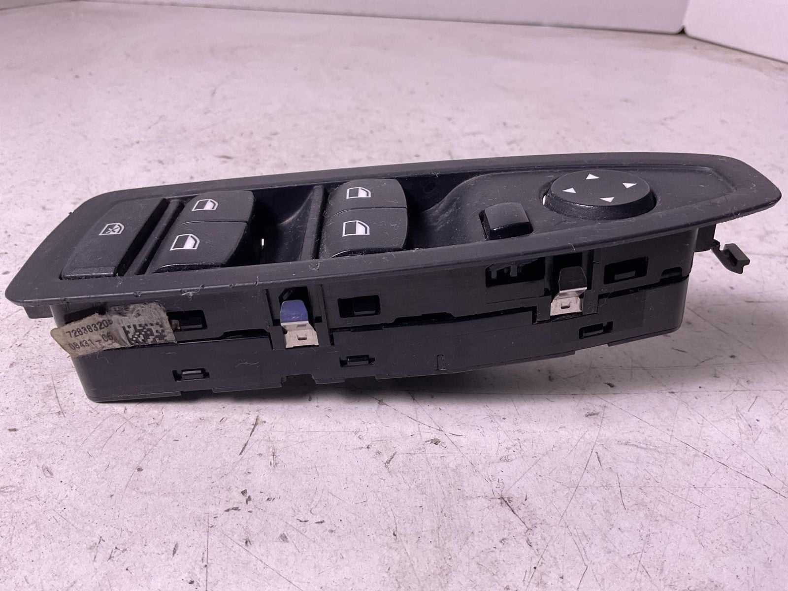 Door Switch Front (DISCONTINUED) BMW 530 SERIES 142