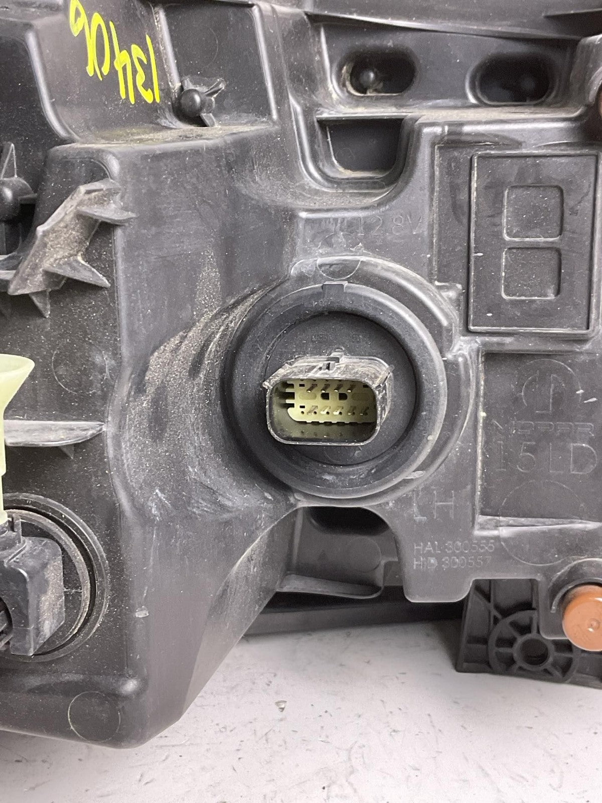 Headlight Assembly Right Passenger Side For 2016-2021 Dodge Charger3