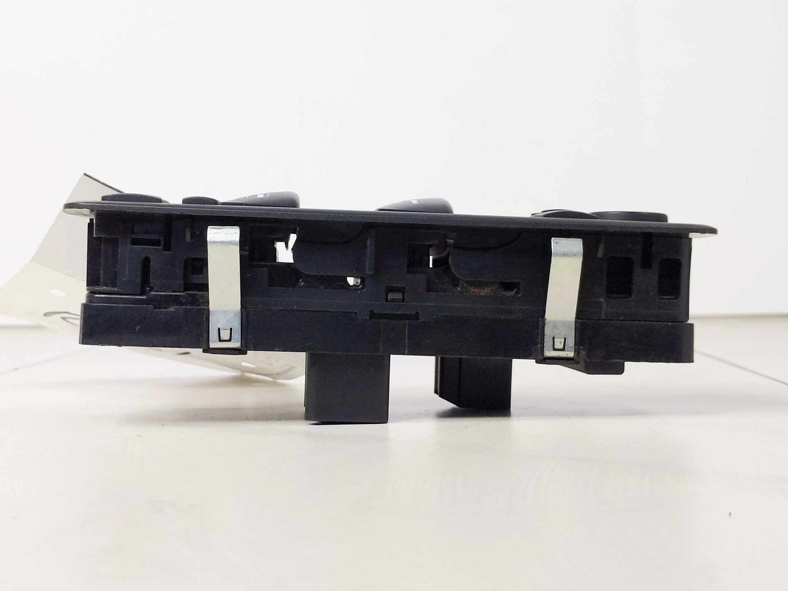 Door Switch Front DODGE CARAVAN 12 13 14 15 164