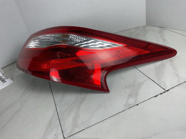 Tail Light Assembly NISSAN ALTIMA Right 16 171