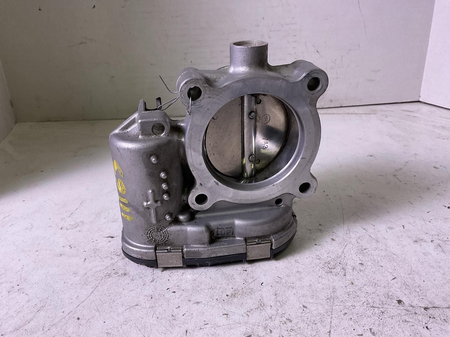 Throttle Body/valve Assy FORD ESCAPE 152