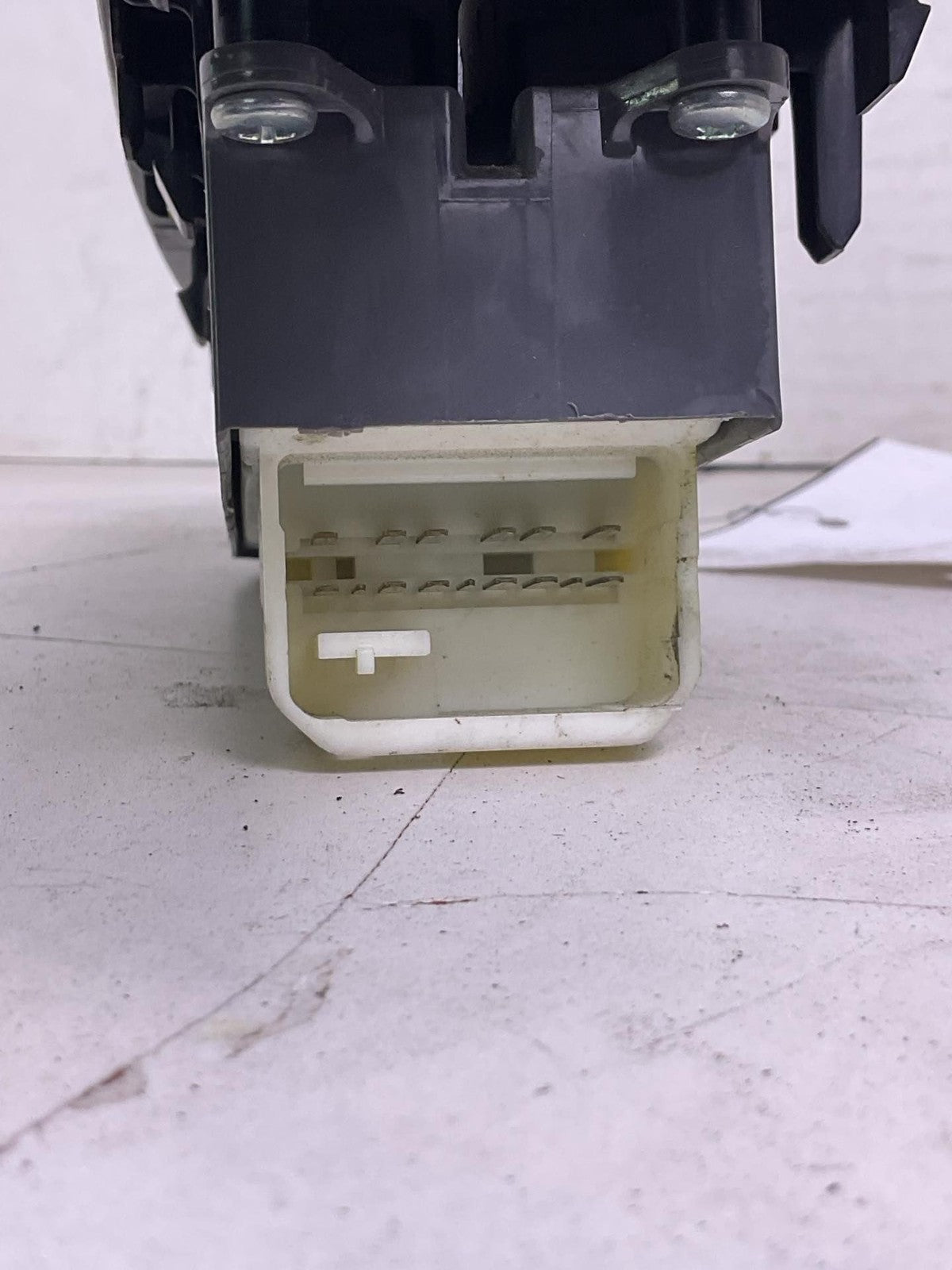 Door Switch Front For 2014-2019 Toyota Corolla3