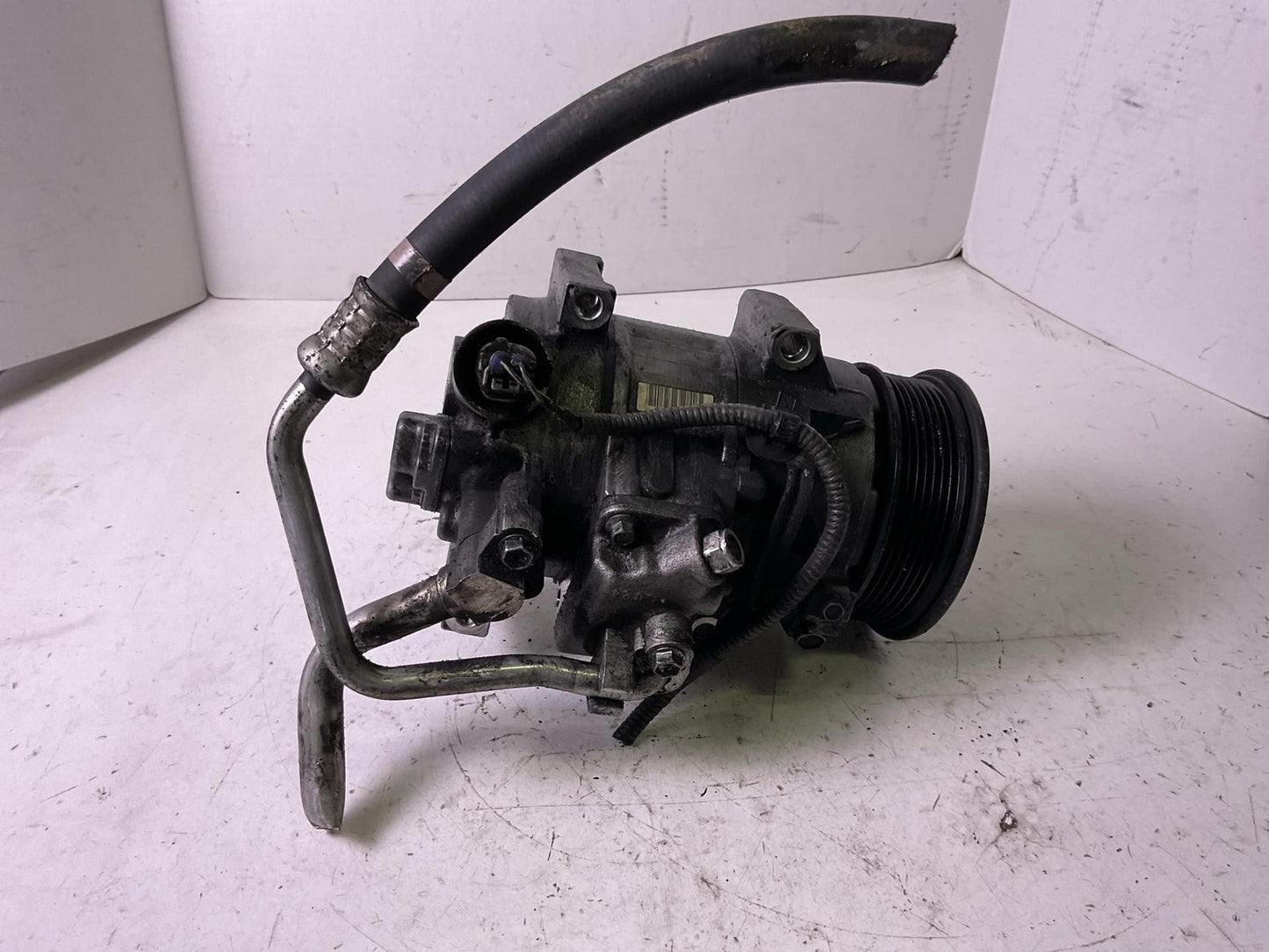 A/c Air Compressor For 2009 2010 2011 2012 2013 Toyota Matrix1