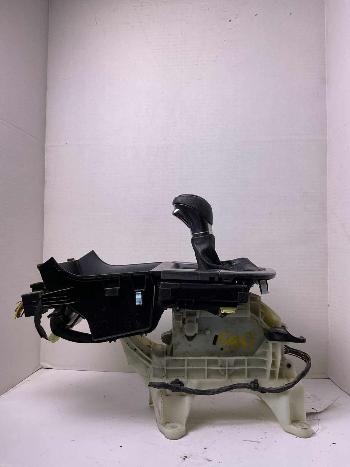 Automatic Transmission Floor Gear Shifter For 2017-2020 HYUNDAI ELANTRA2