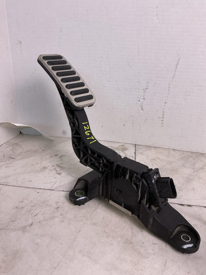 Gas Pedal KIA FORTE 211