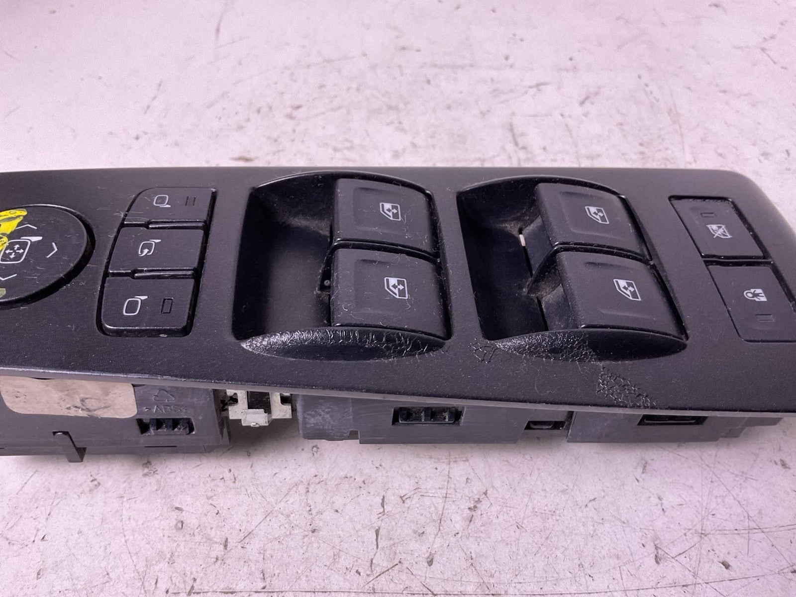 Door Switch Front CHEVY TAHOE 07 08 09 10 11 12 13 143