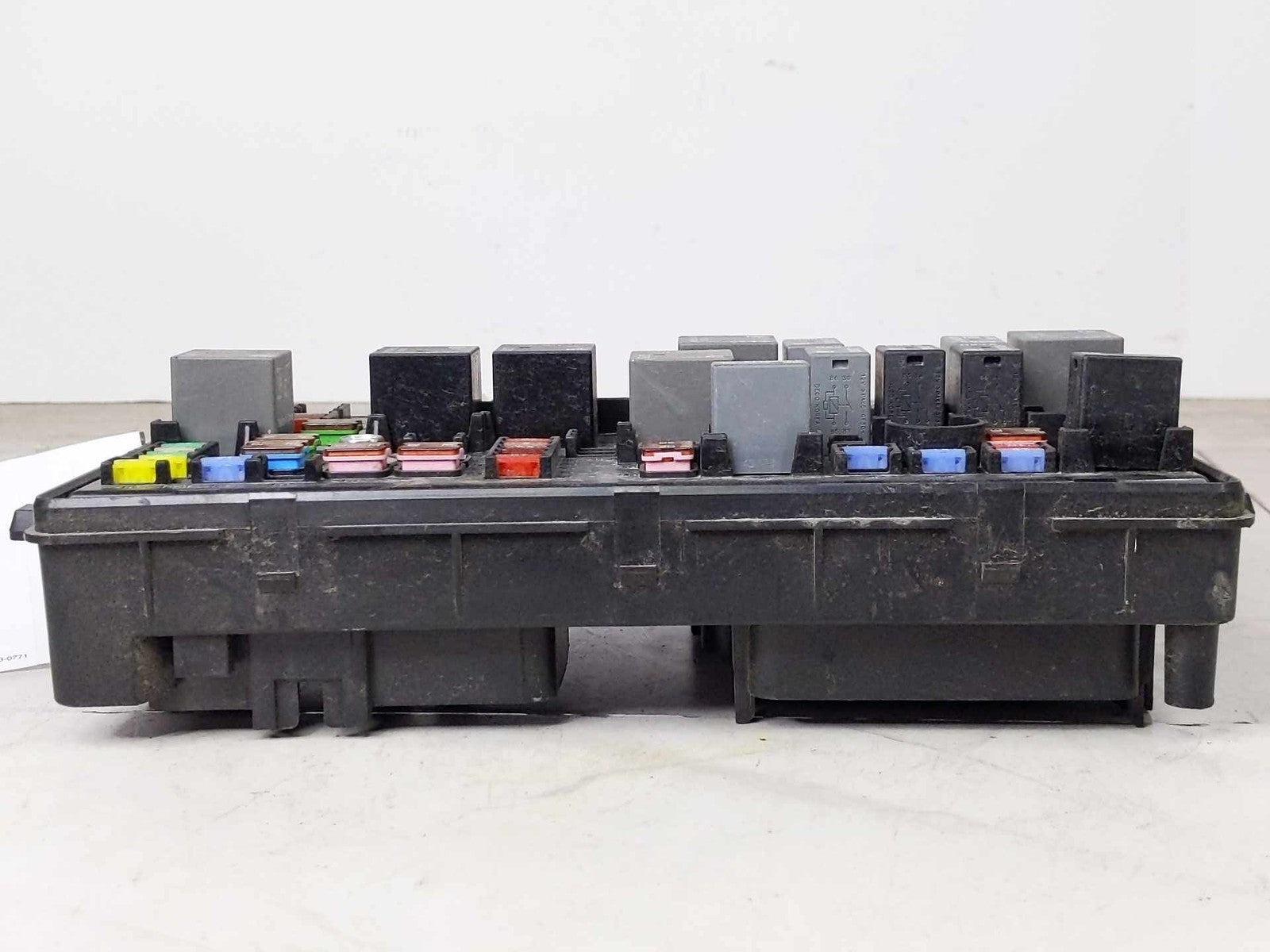 Engine Fuse Box CHEVY CRUZE 15 164