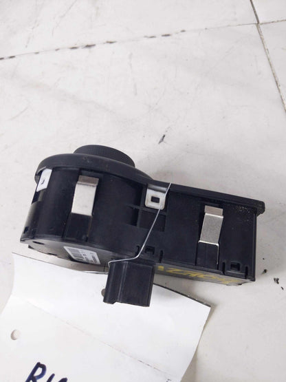 Headlight Switch (dash Mtd) CHRYSLER 200 15 16 175