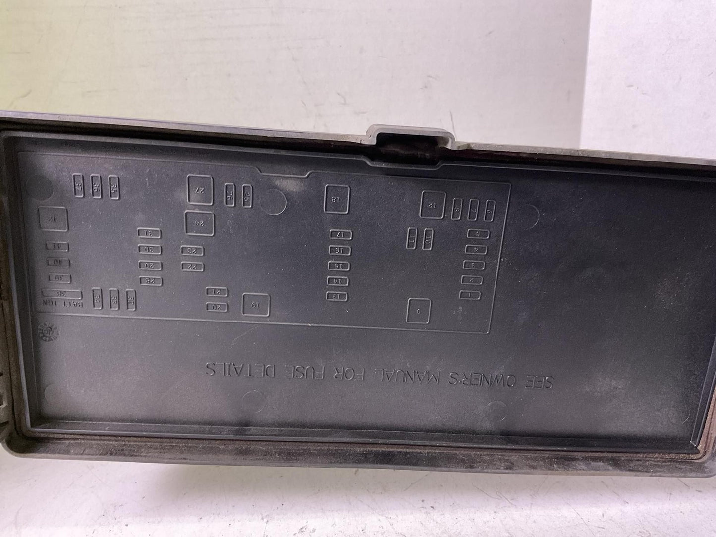 Engine Fuse Box DODGE PICKUP 1500 086