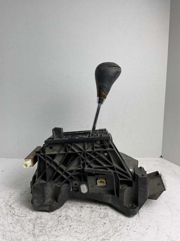 Automatic Transmission Floor Gear Shifter Assembly For 2013-2015 LEXUS ES3501