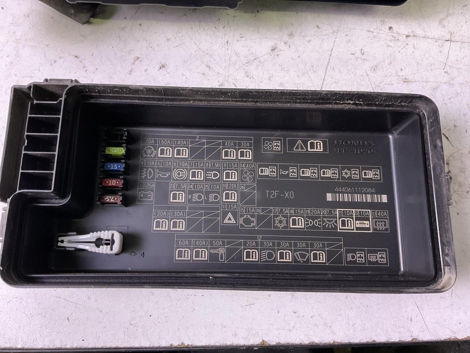 Engine Fuse Box HONDA ACCORD 13 14 15 16 177