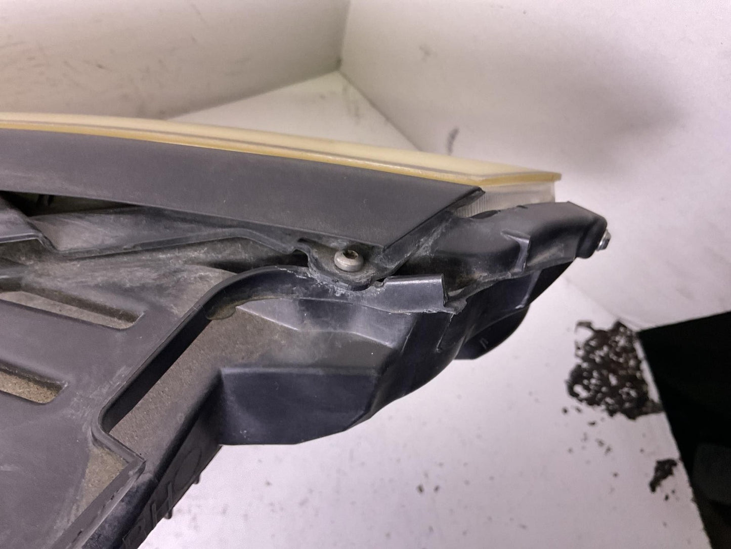 Headlamp Assembly BUICK ENCLAVE Right 13 14 15 16 174