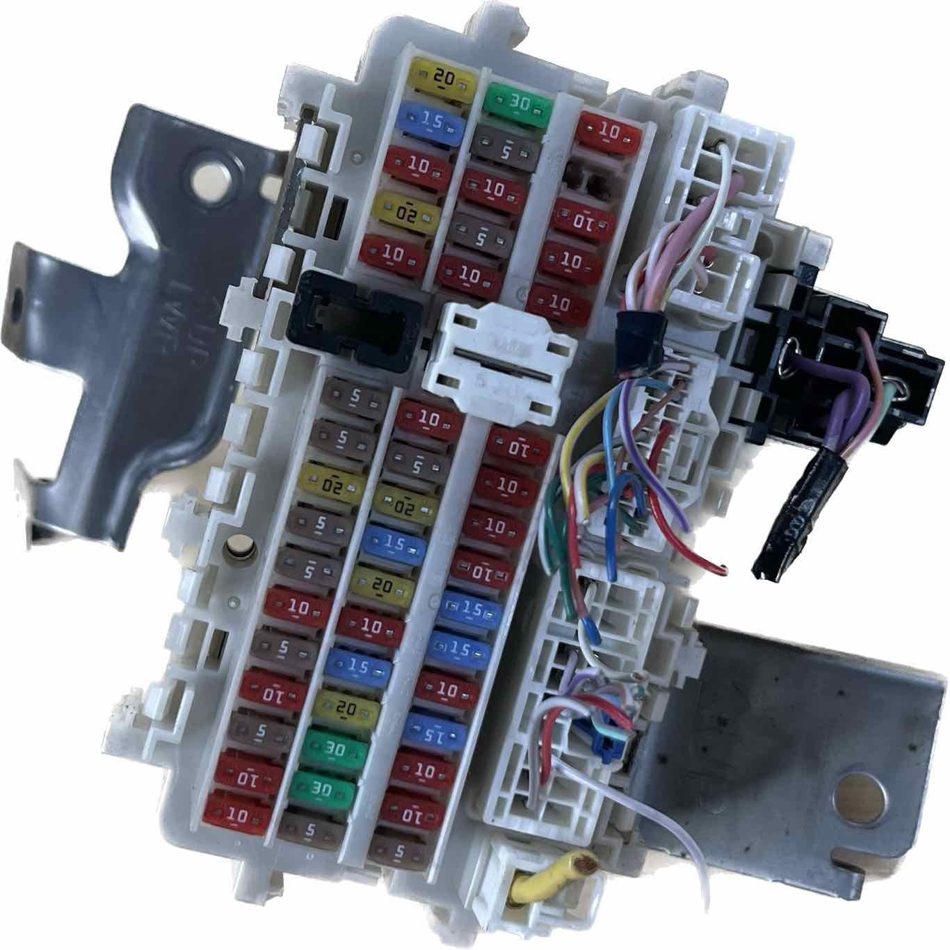 Cabin Fuse Box NISSAN ALTIMA 194