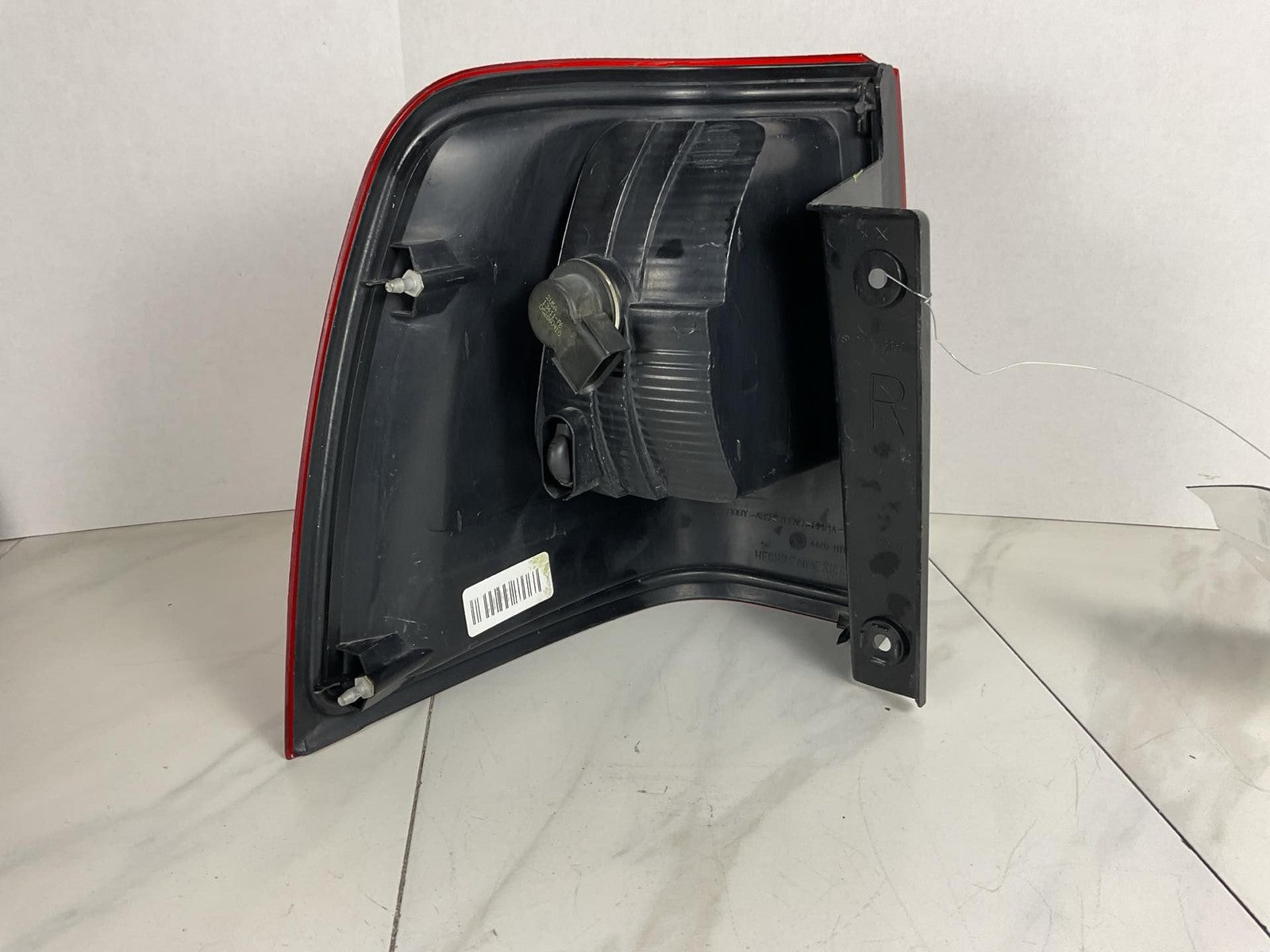 Tail Light Assembly LINCOLN NAVIGATOR Right 03 04 05 066