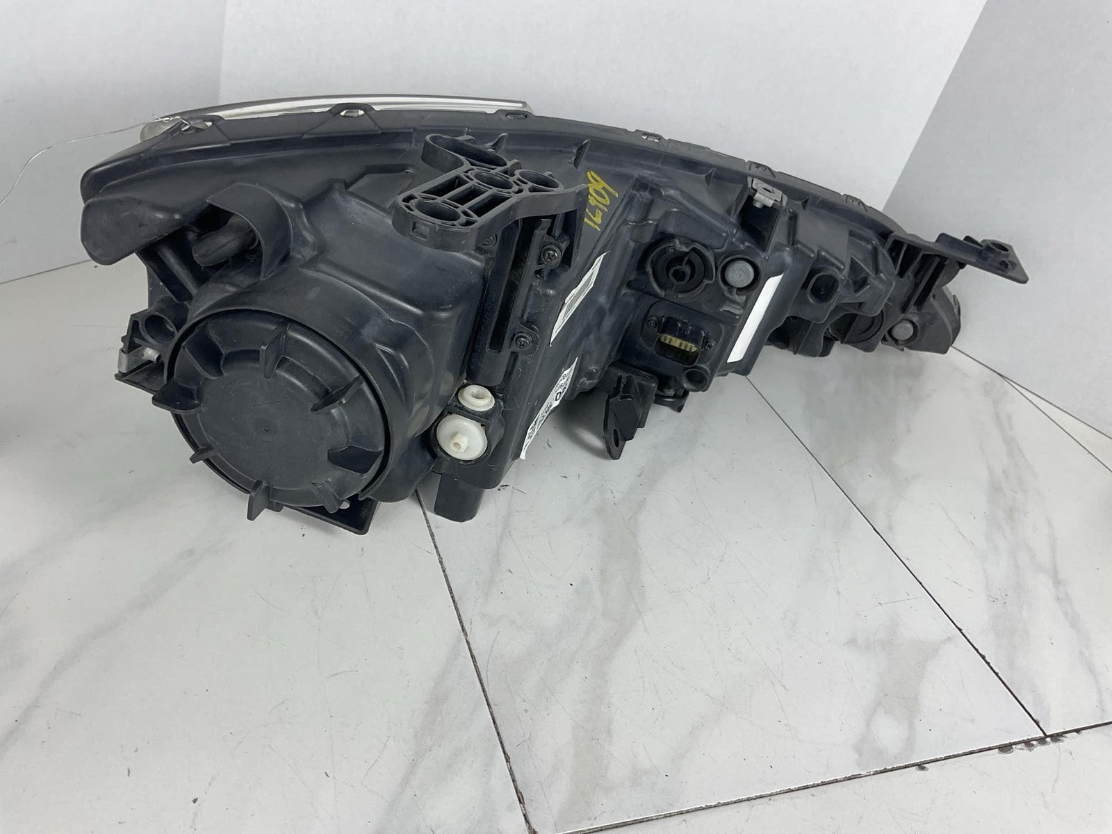 Left Driver Side Head Light Assembly For 2015-2017 CHRYSLER 2003