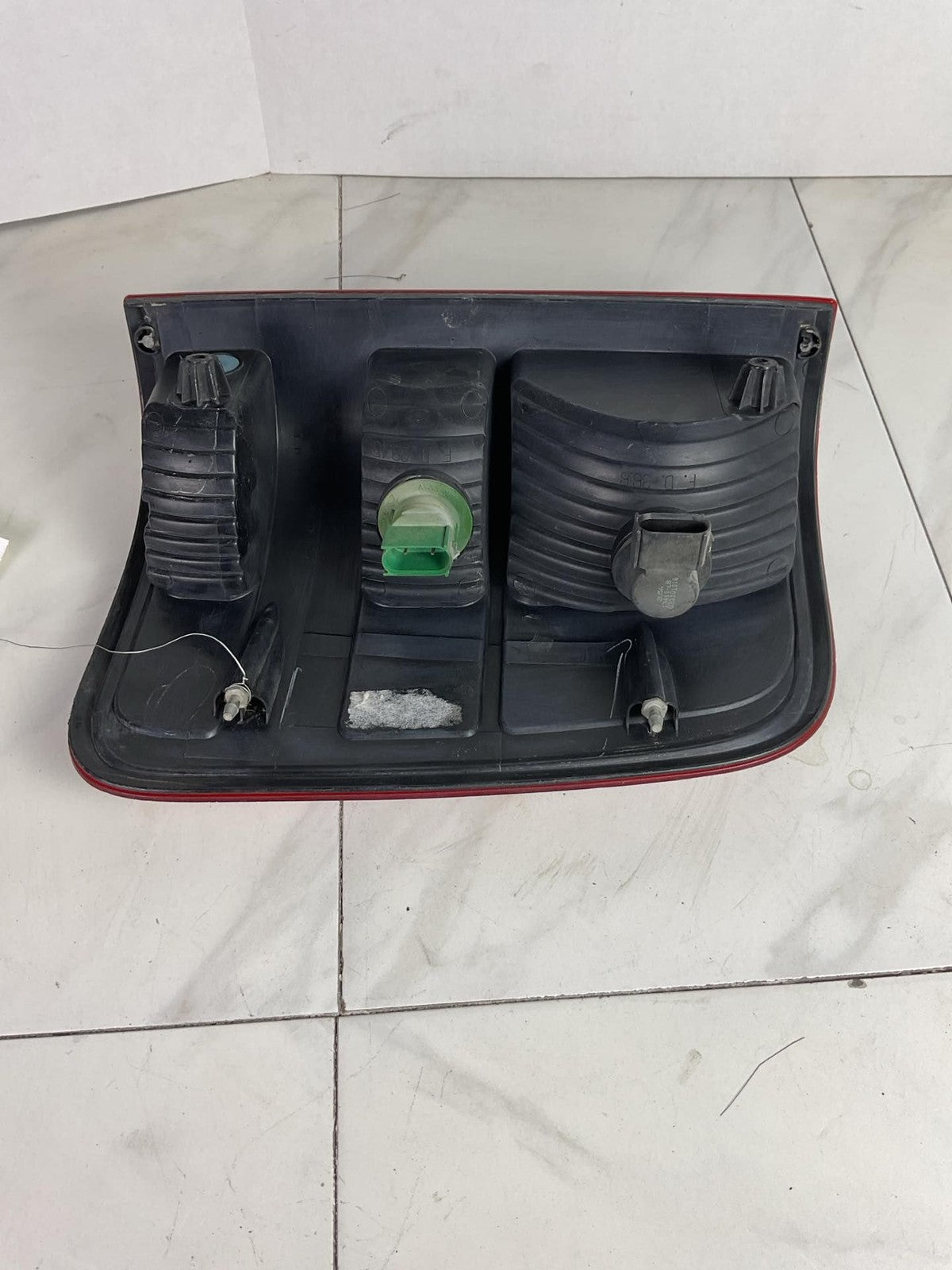 Tail Light Assembly FORD PICKUP F150 Left 04 05 06 07 084