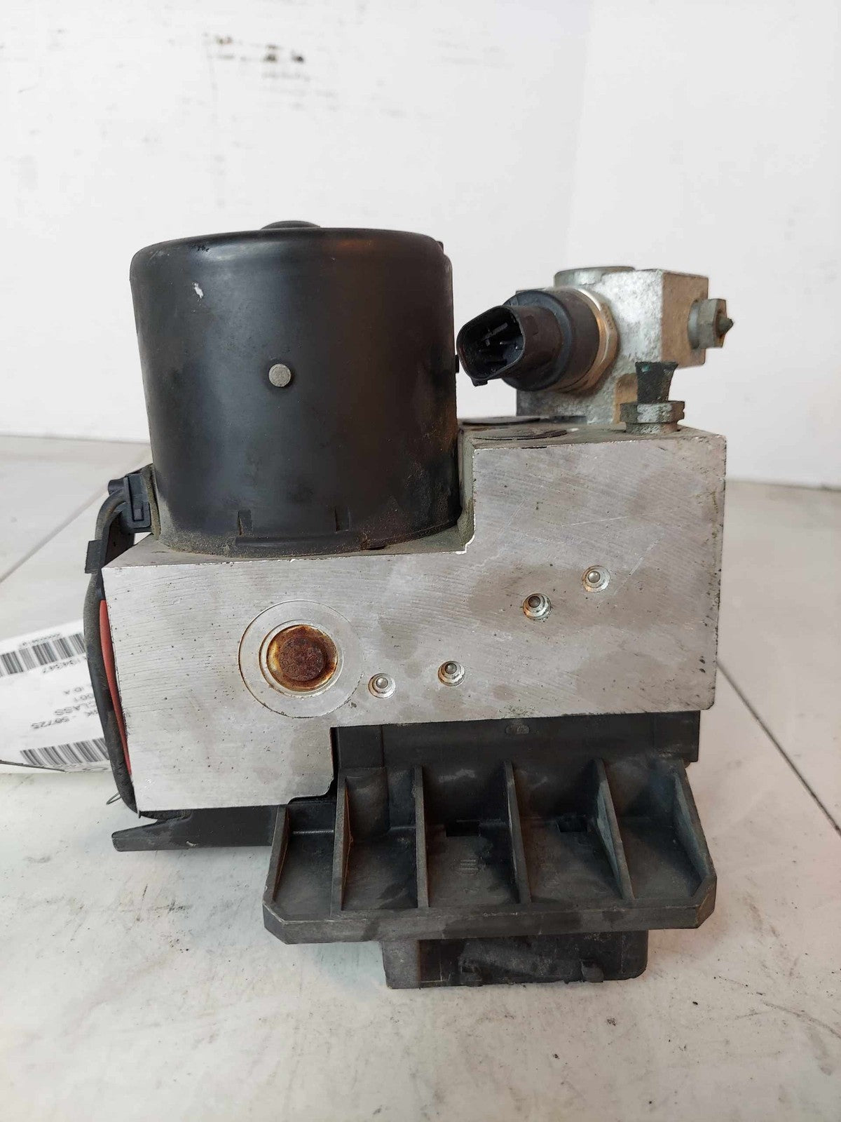 Anti-lock Brake Parts for 2001-2006 MERCEDES S-CLASS3