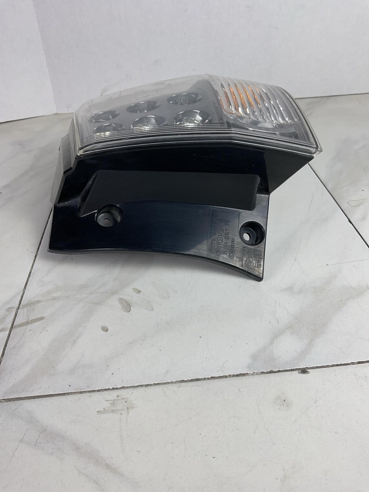 Tail Light Assembly MITSUBISHI OUTLANDER Right 07 08 09 10 11 12 132