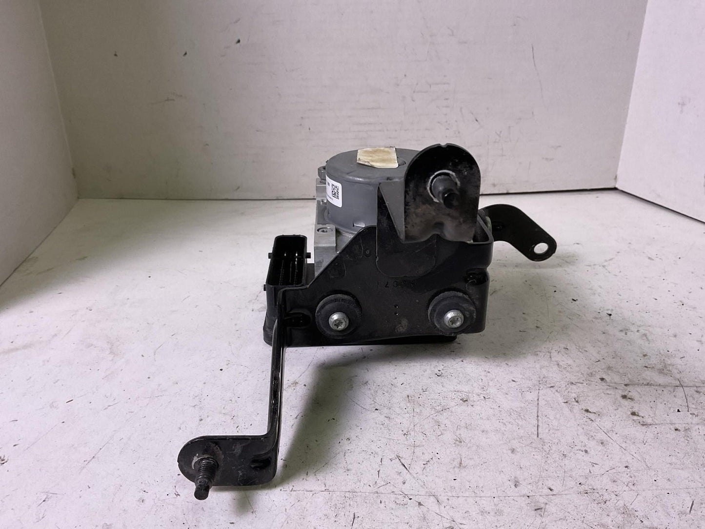 Anti-lock Brake Parts FORD MUSTANG 183