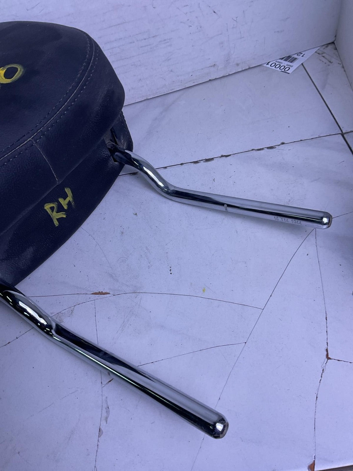 Headrest MASERATI GHIBLI Right 172