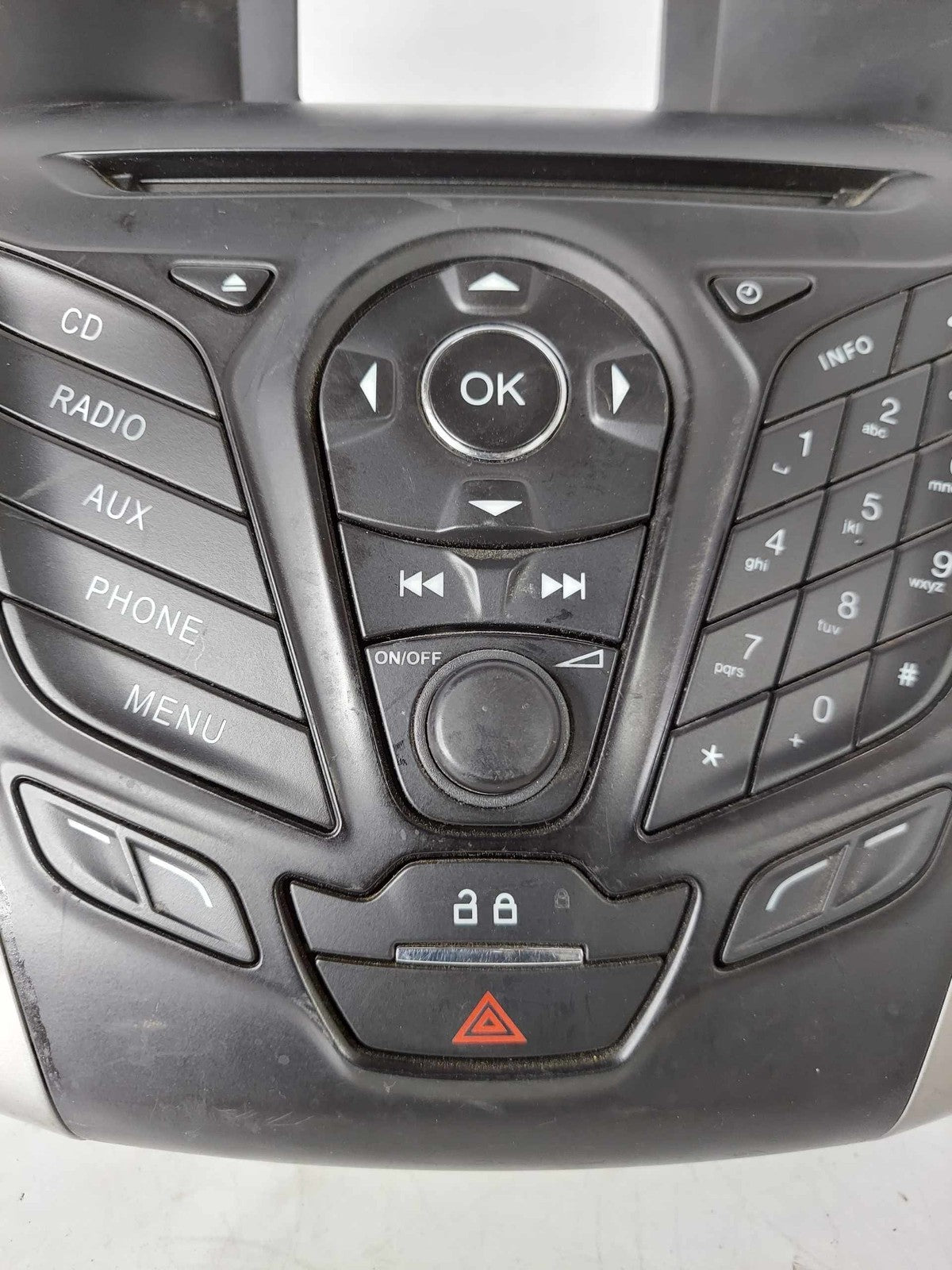 Audio & Visual Equip.(radio) FORD FOCUS 13 143