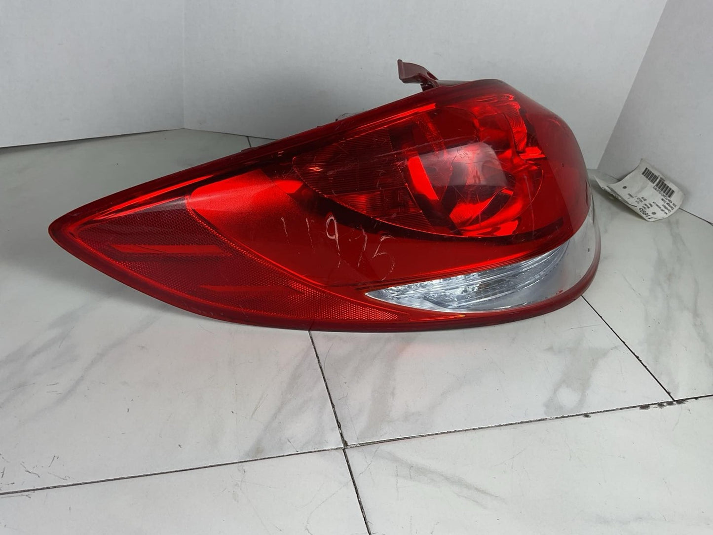 Tail Light Assembly HYUNDAI VELOSTER Left 12 13 14 15 16 171