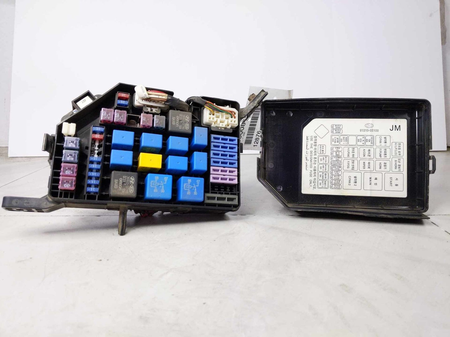 Engine Fuse Box HYUNDAI TUCSON 05 06 07 08 090