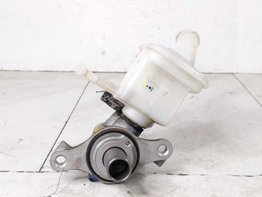 Master Cylinder NISSAN VERSA 12 13 14 15 16 17 18 191