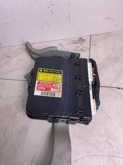 Chassis Brain Box TOYOTA 4RUNNER 03 040