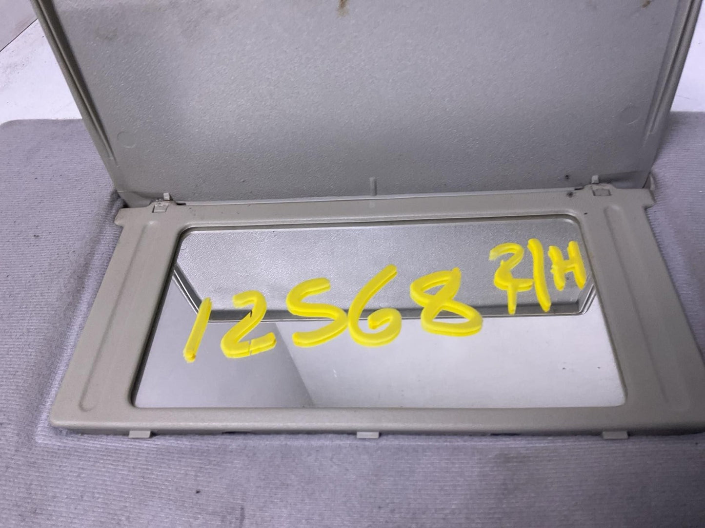 Sun Visor FORD PICKUP F150 Right 04 05 06 07 082