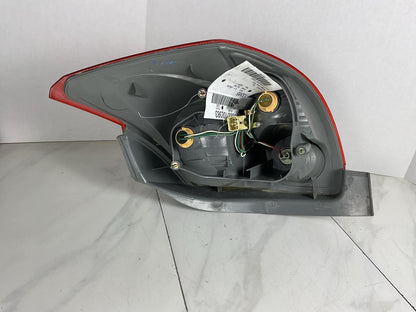 Tail Light Assembly TOYOTA MATRIX Left 03 04 05 06 07 082