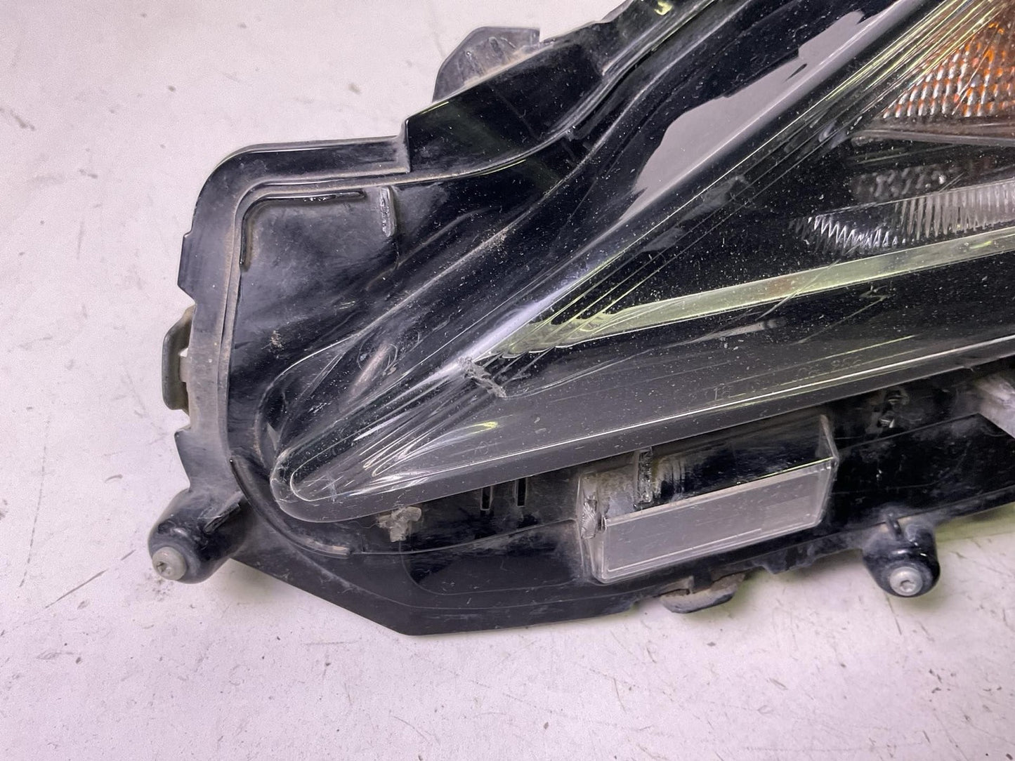 Headlamp Assembly TOYOTA CAMRY Left 18 19 20 21 22 23 245