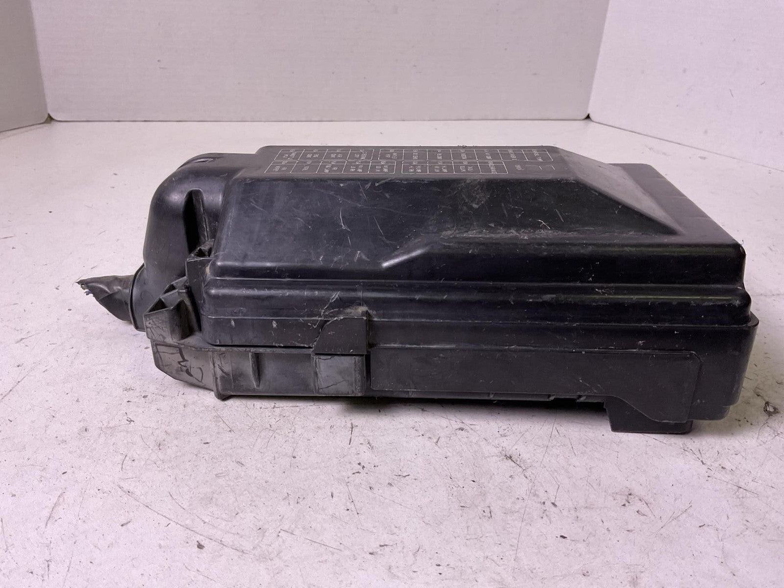 Engine Fuse Box INFINITI G35 07 084