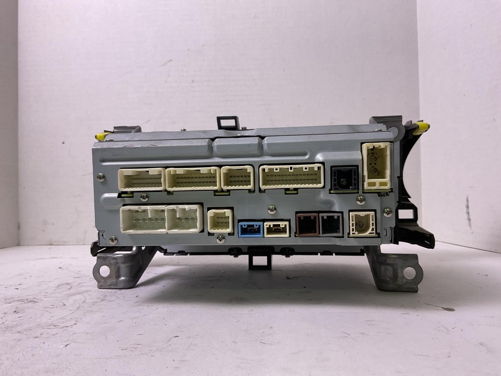 Audio & Visual Equip.(radio) LEXUS ES300H 134