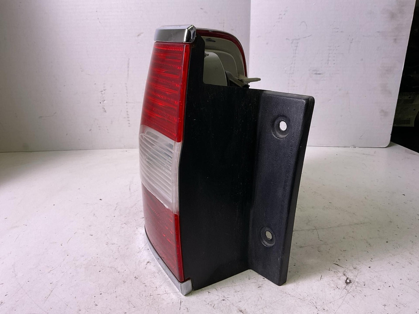 Tail Light Assembly LINCOLN NAVIGATOR Left 07 08 09 10 11 12 13 141