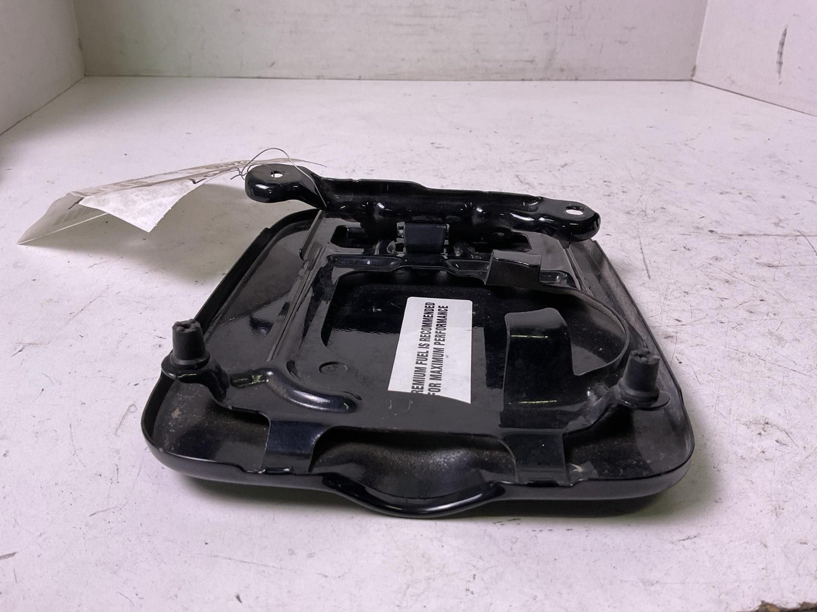 Fuel Tank Door NISSAN PATHFINDER 10 11 123