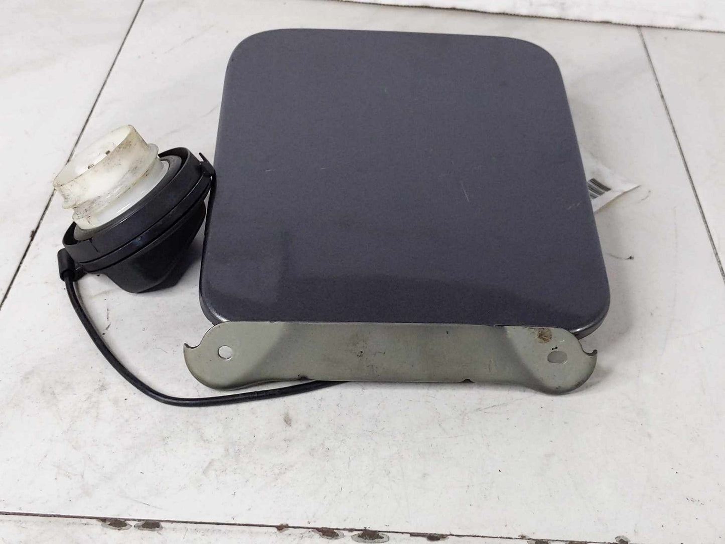 Fuel Tank Door NISSAN VERSA 12 13 14 15 16 17 18 194