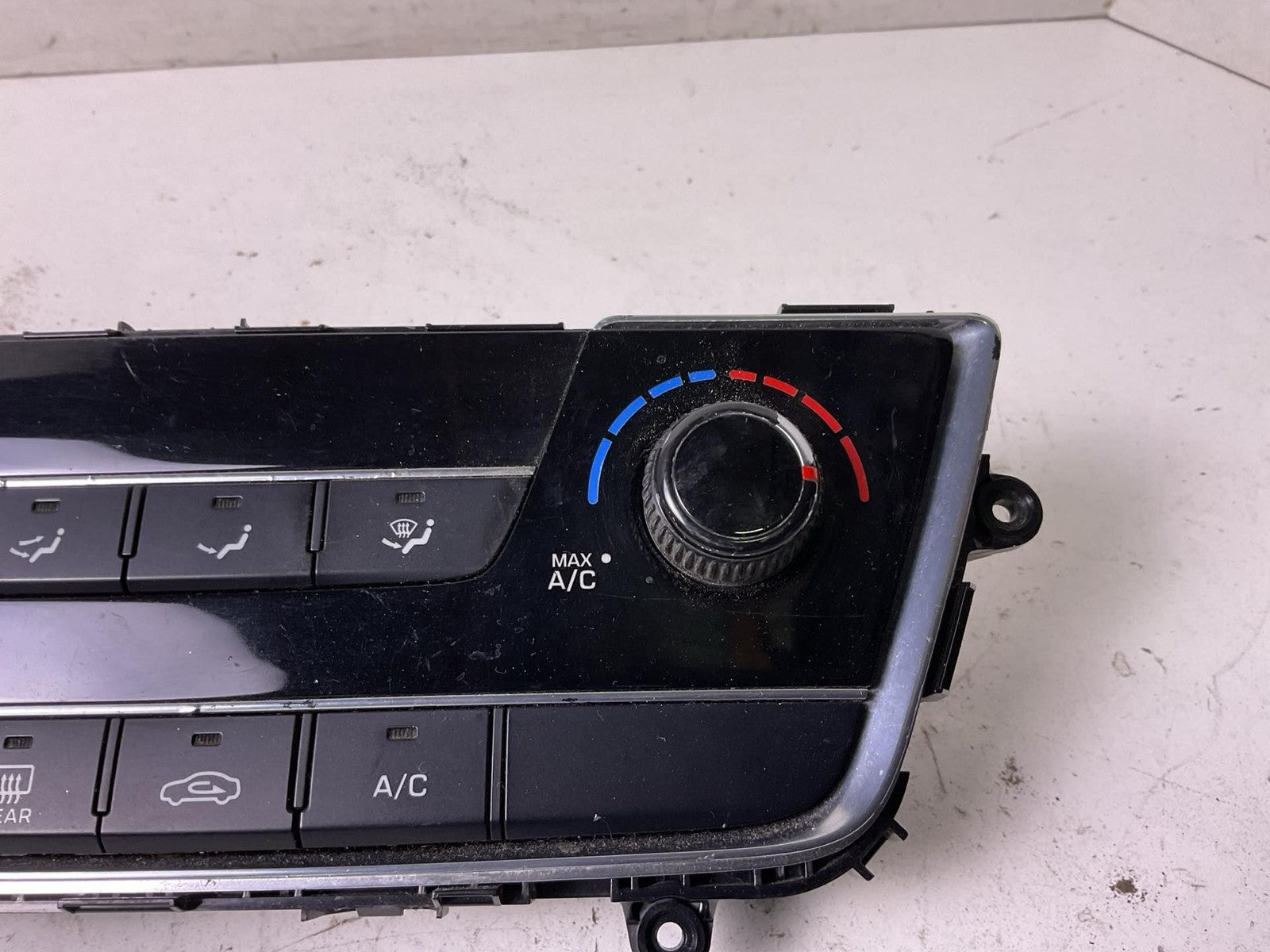 Heater A/c Control HYUNDAI SONATA 15 16 172